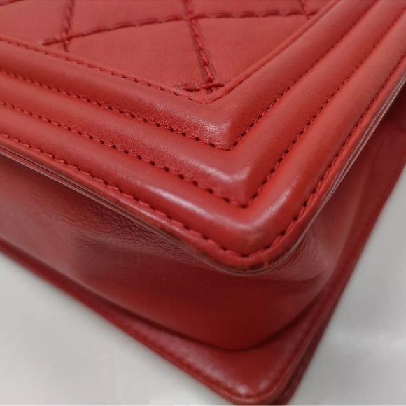 CHANEL BOY Chain Wild Stitch Quilted Shoulder Bag Red Medium 3 Chanel wallets - Picture 8 of 14